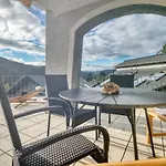 Grosse Am Wald Mit Aussicht, Sauna, Kaminofen, Grill *