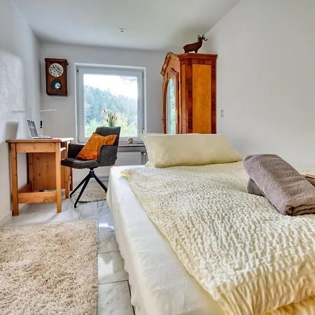 Apartmán Grosse Am Wald Mit Aussicht, Sauna, Kaminofen, Grill